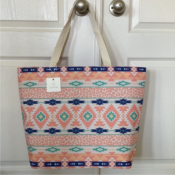 Jumbo Boho Aztec Print Beach Tote - Picture 8 of 11